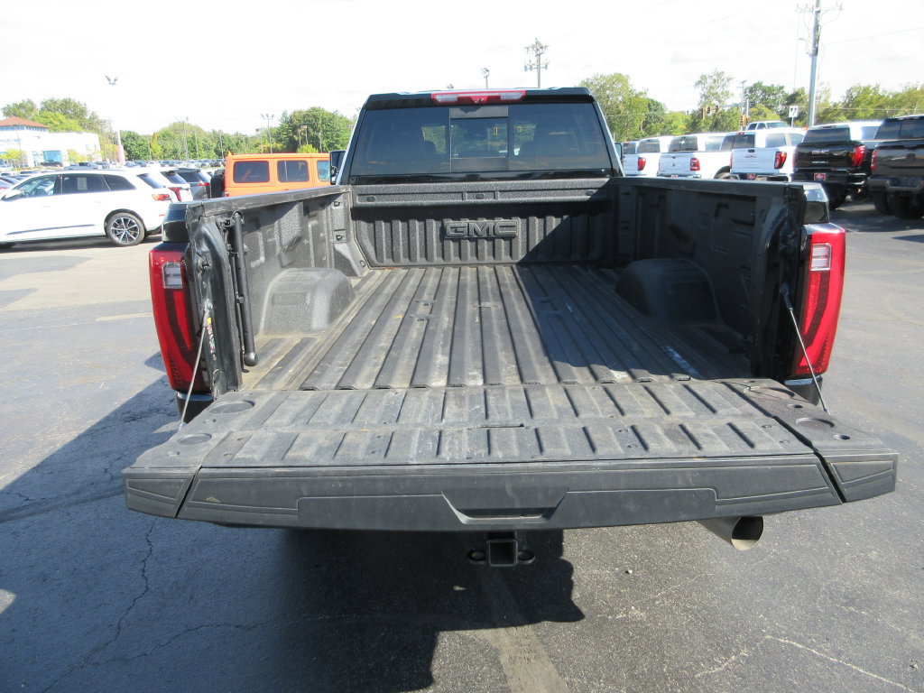 Certified 2025 GMC Sierra 3500 Denali w/ Denali Reserve Package AWD/4WD image 8