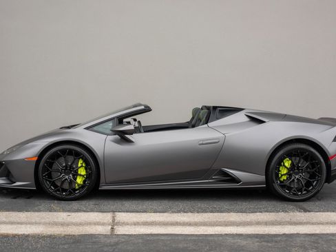 Used 2020 Lamborghini Huracan EVO AWD/4WD image 7