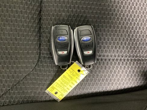 Used 2022 Subaru Forester Premium image 37