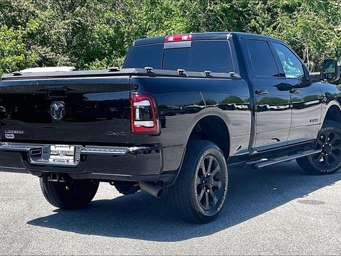 Used 2023 RAM 2500 Laramie AWD/4WD image 11