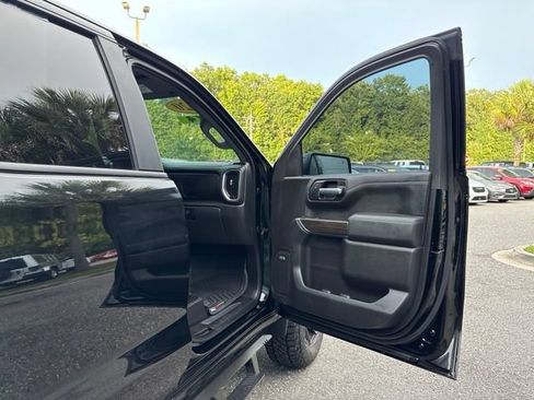 Used 2020 Chevrolet Silverado 1500 LT Trail Boss AWD/4WD image 30