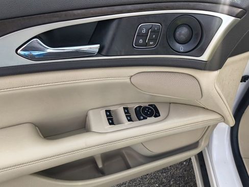 Used 2020 Lincoln MKZ Reserve image 11