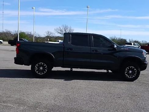 Certified 2026 Chevrolet Silverado 1500 ZR2 AWD/4WD image 9