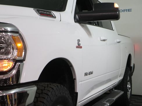 Used 2022 RAM 2500 Big Horn image 11