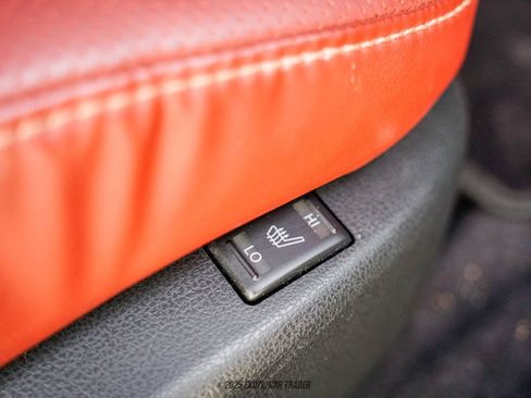 Used 2014 Nissan GT-R Premium w/ Premium Interior Package AWD/4WD image 50