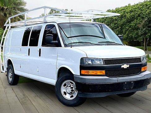 Used 2020 Chevrolet Express 2500 Extended w/ Communications Package RWD image 9