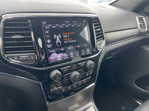 Used 2020 Jeep Grand Cherokee Limited image 17