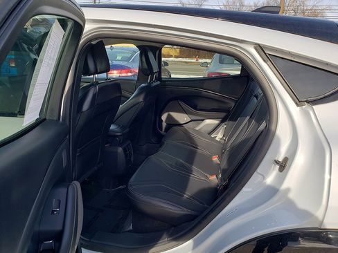 Used 2021 Ford Mustang Mach-E Premium image 11