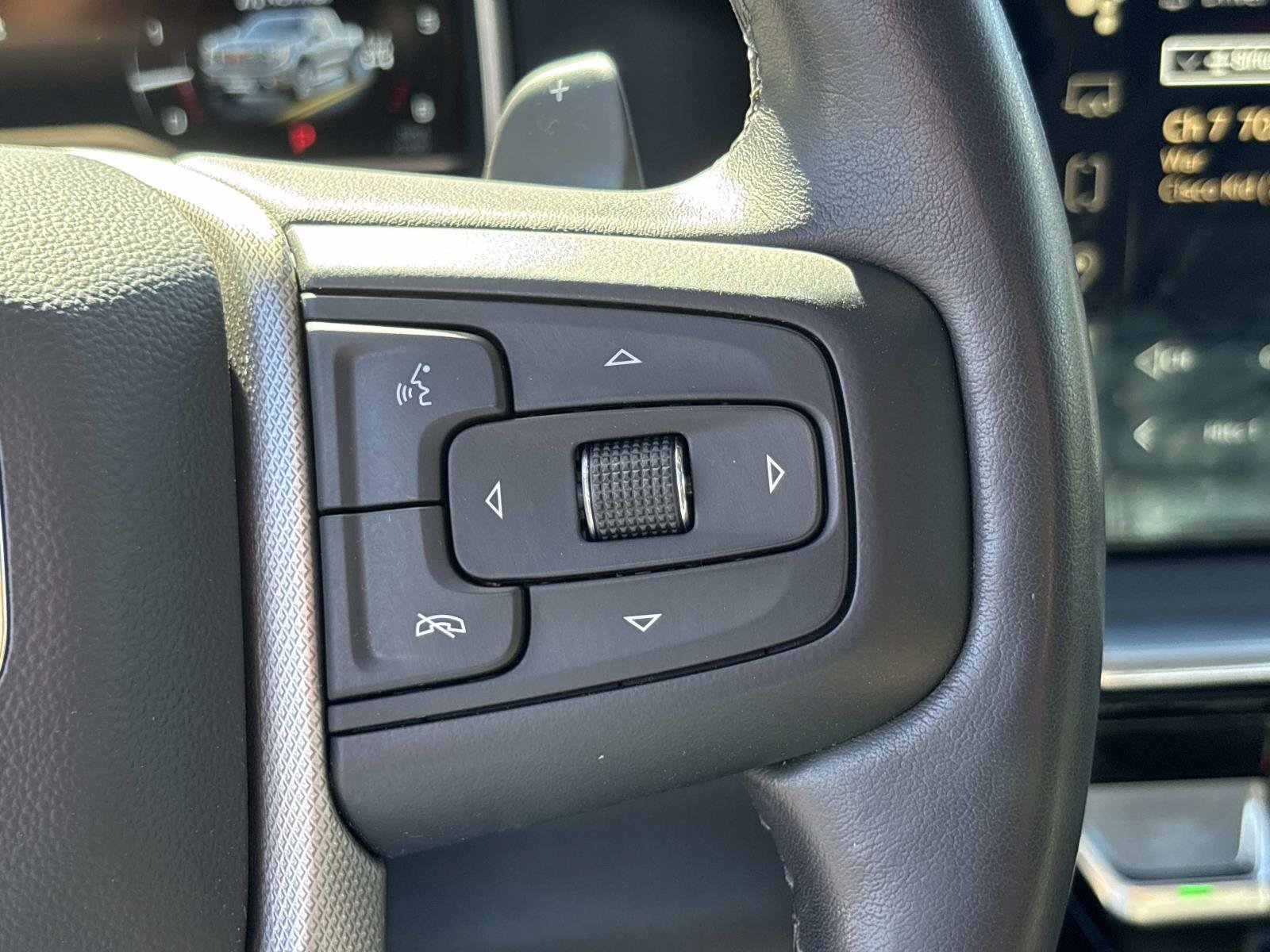 Used 2023 GMC Sierra 1500 Denali w/ Denali Reserve Package AWD/4WD image 21