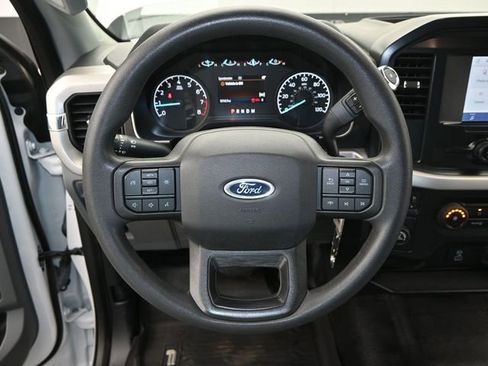 Used 2022 Ford F150 XL w/ Trailer Tow Package image 7