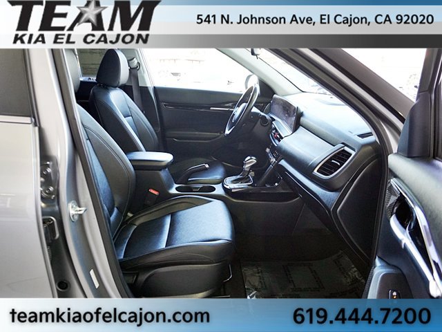 Certified 2024 Kia Seltos EX FWD image 12