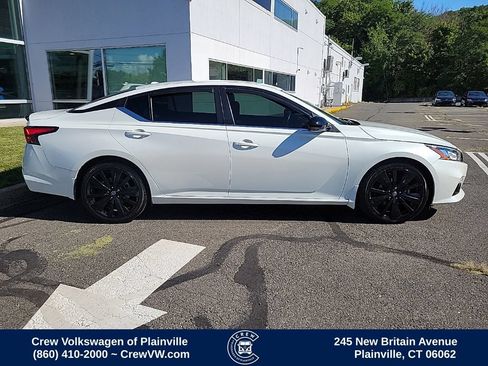 Used 2022 Nissan Altima 2.5 SR w/ Midnight Edition Package FWD image 33