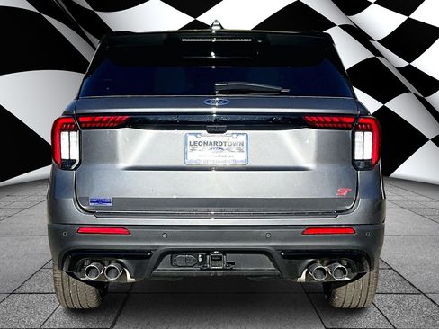 New 2026 Ford Explorer ST AWD/4WD image 4