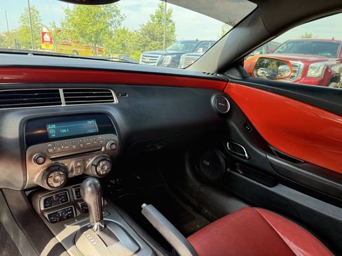 Used 2010 Chevrolet Camaro SS w/ RS Package RWD image 11