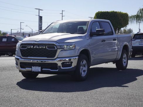 New 2026 RAM 1500 Big Horn AWD/4WD image 8
