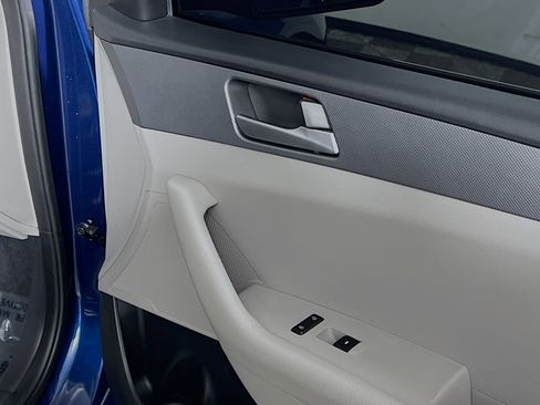 Used 2019 Hyundai Sonata SE image 32