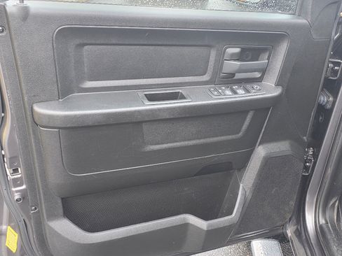 Used 2019 RAM 1500 Express w/ Express Value Package image 29