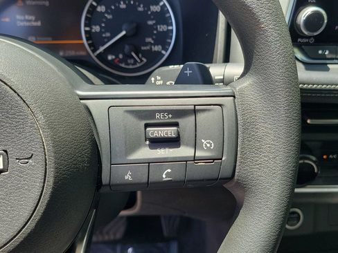 Used 2023 Nissan Rogue S FWD image 24