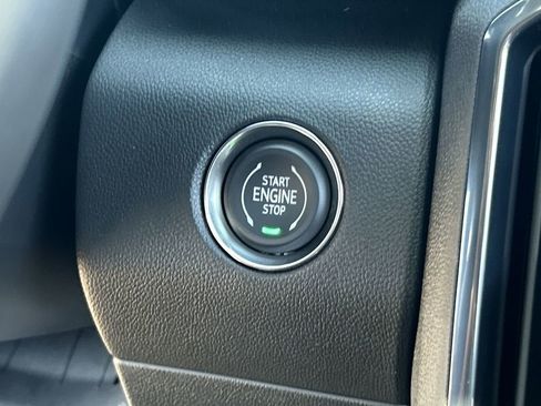 New 2026 GMC Acadia AT4 w/ Super Cruise Package AWD/4WD image 17