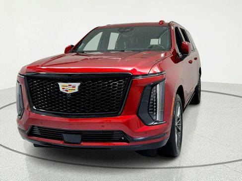 Certified 2025 Cadillac Escalade ESV Sport Platinum AWD/4WD image 8
