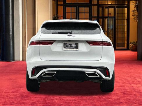 New 2025 Jaguar F-PACE R-Dynamic S image 10