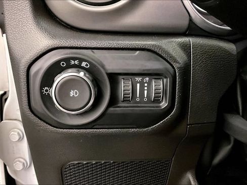 Used 2022 Jeep Wrangler Unlimited Sport AWD/4WD image 37