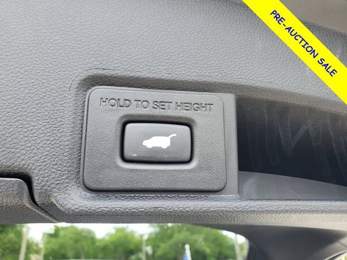 Certified 2024 Acura RDX SH-AWD w/ Advance Package image 9