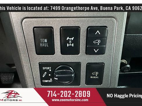 Used 2011 Toyota Sequoia Platinum image 32