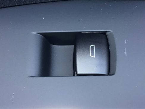 New 2025 Chevrolet Traverse LT w/ Enhanced Driving Package image 16