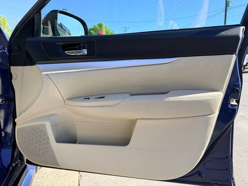 Used 2011 Subaru Legacy 2.5i Premium w/ All-Weather Pkg image 30