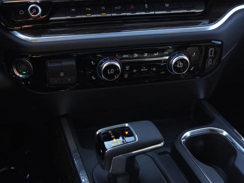 New 2026 GMC Sierra 1500 Elevation w/ Elevation Premium Package image 23