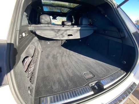 Used 2022 Mercedes-Benz GLE 350 4MATIC w/ AMG Line Exterior image 18