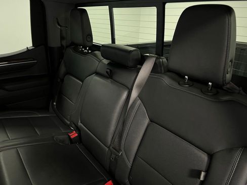 Used 2025 GMC Sierra 1500 Elevation w/ Elevation Premium Package image 52
