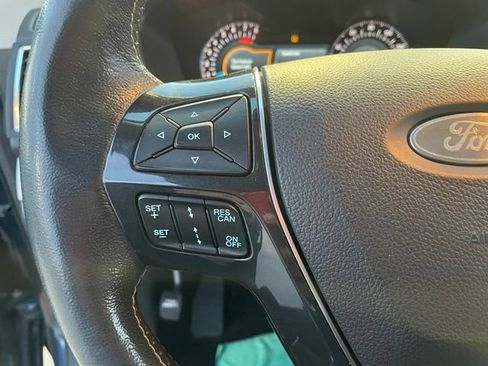 Used 2017 Ford Explorer Platinum AWD/4WD image 18