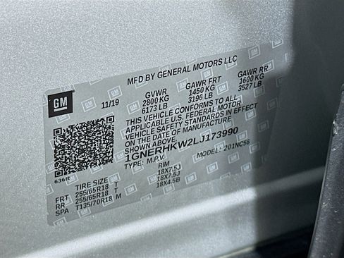 Used 2020 Chevrolet Traverse LT image 12