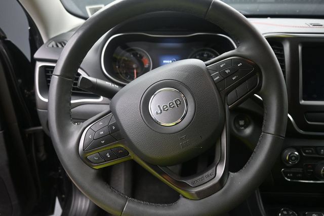 Used 2022 Jeep Cherokee Trailhawk AWD/4WD image 14