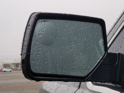 Certified 2018 GMC Yukon Denali w/ Open Road Package image 10