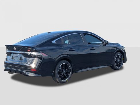 New 2026 Nissan Sentra SR image 5