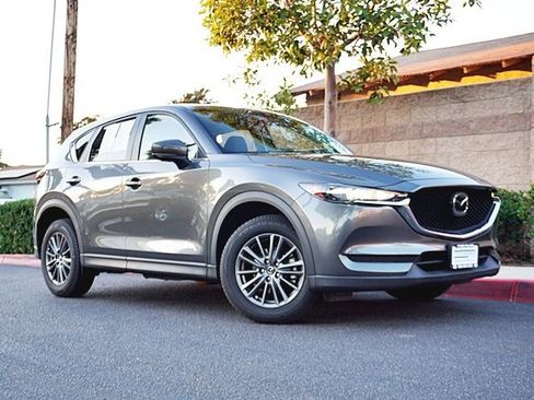 Used 2021 MAZDA CX-5 Touring image 2