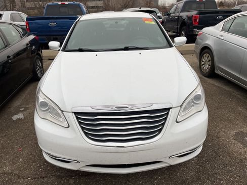 Used 2013 Chrysler 200 Touring image 24