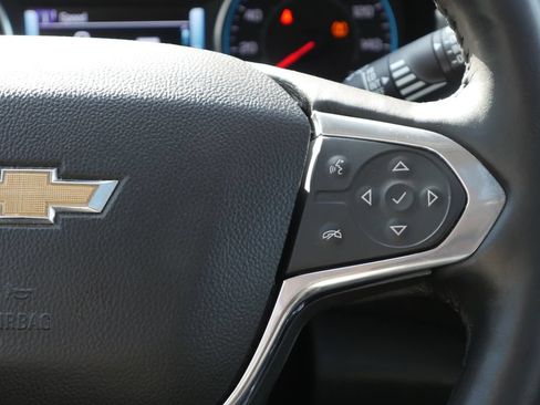 Used 2018 Chevrolet Traverse Premier AWD/4WD image 21