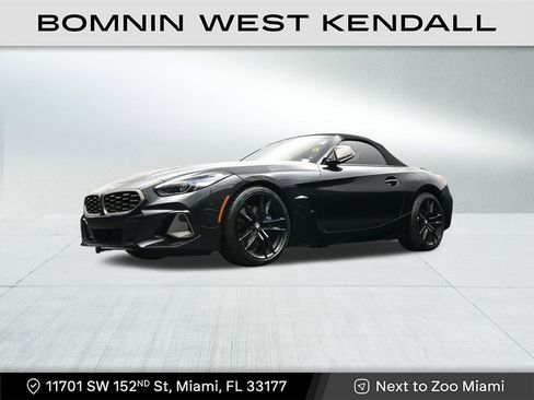 Used 2024 BMW Z4 M40i w/ Premium Package image 21