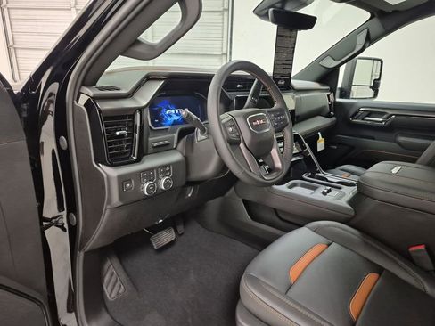 New 2026 GMC Sierra 2500 AT4 w/ Technology Package image 10