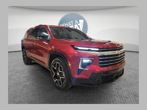 Certified 2026 Chevrolet Traverse High Country AWD/4WD image 1