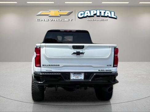Used 2025 Chevrolet Silverado 2500 LTZ w/ Trail Boss Package AWD/4WD image 4