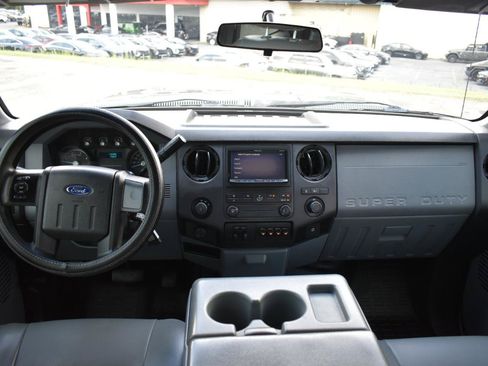 Used 2012 Ford F250 XL w/ PWR Equipment Group AWD/4WD image 11