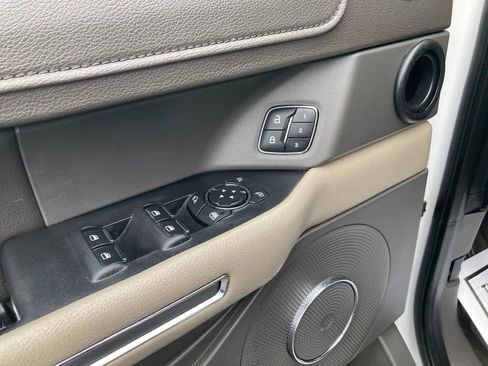 Used 2019 Ford Expedition XLT w/ Equipment Group 202A image 14