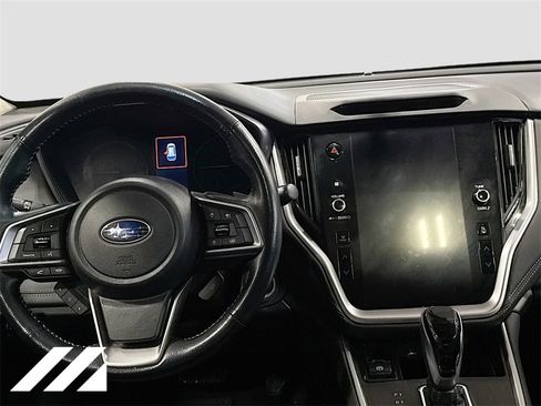 Used 2022 Subaru Outback Limited image 25