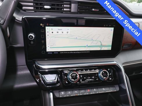 New 2025 GMC Sierra 3500 Denali Ultimate image 17