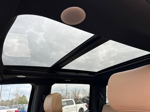 New 2024 Ford F250 Lariat w/ Lariat Ultimate Package image 15